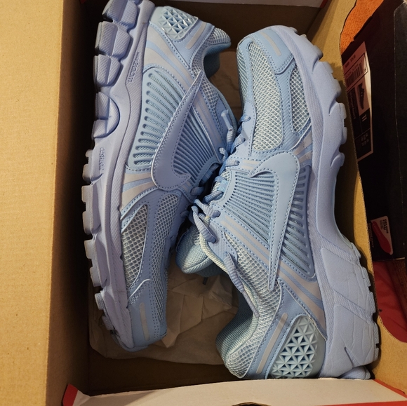 Nike Zoom Vomero 5 men size 11 - Picture 10 of 16